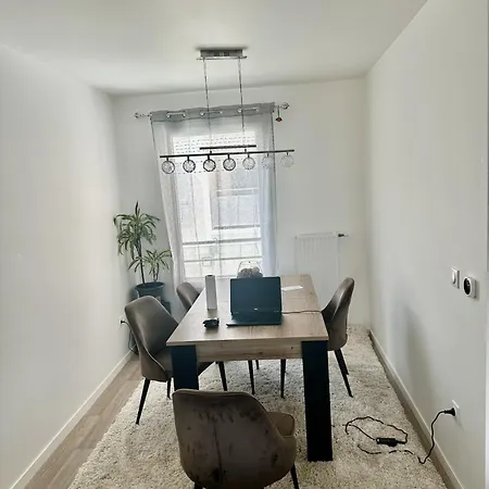 Ralph'haouse Vip Apartment Montfermeil