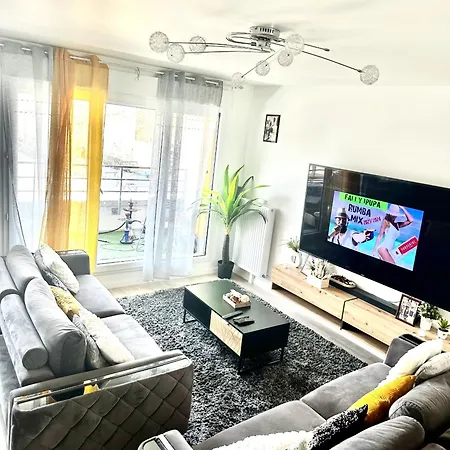 Ralph'haouse Vip Apartment Montfermeil